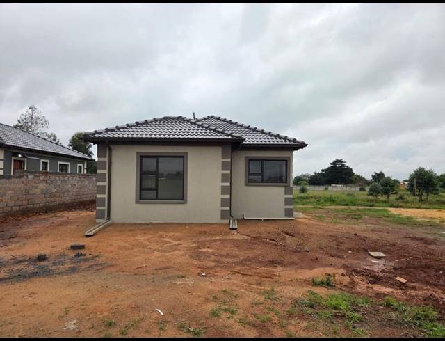 3 BEDROOM HOUSE FOR SALE IN CRYSTAL PARK
